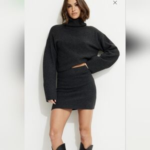 Dynamite - Elegant Black Knit mini Skirt